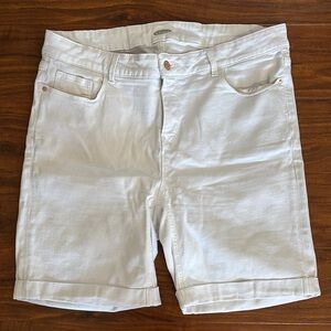 Old Navy White Jean Shorts for Women